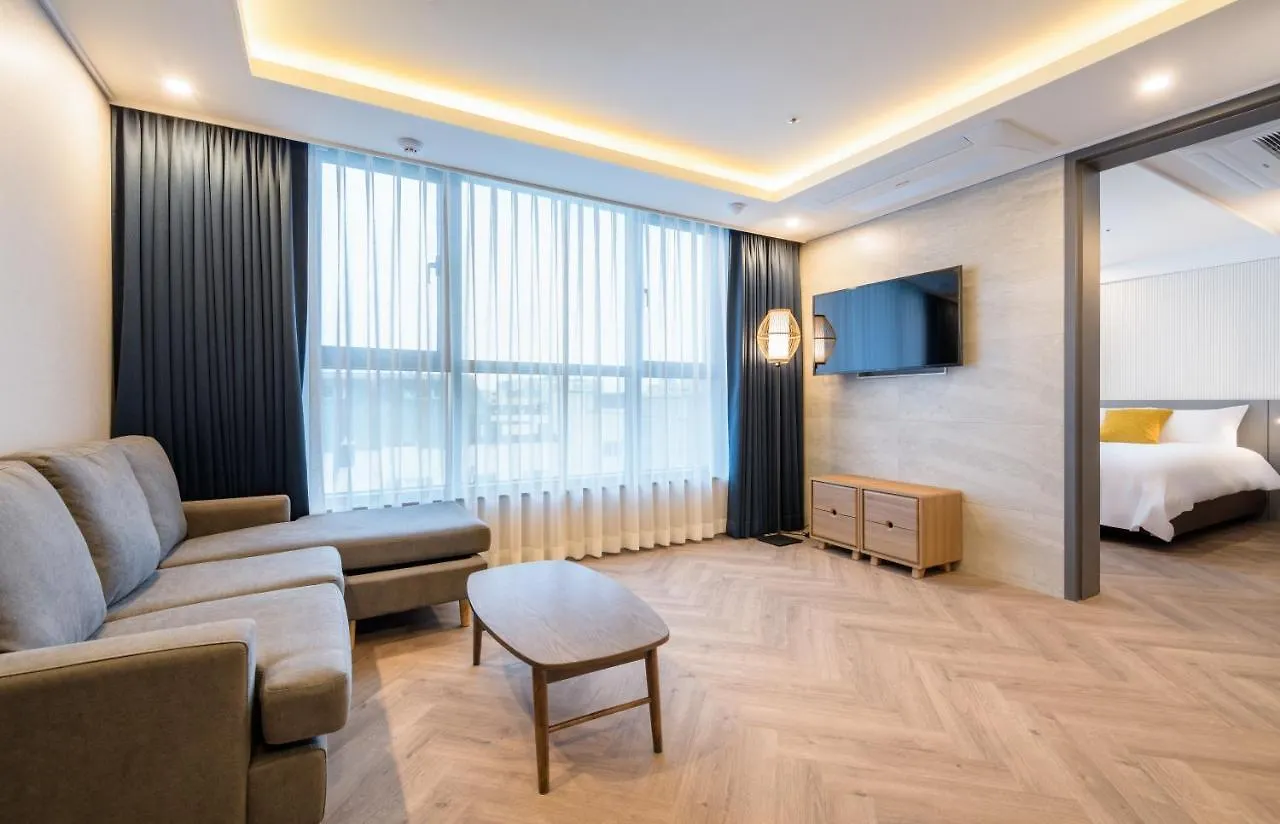 Ventimo Hotel & Residence 済州市