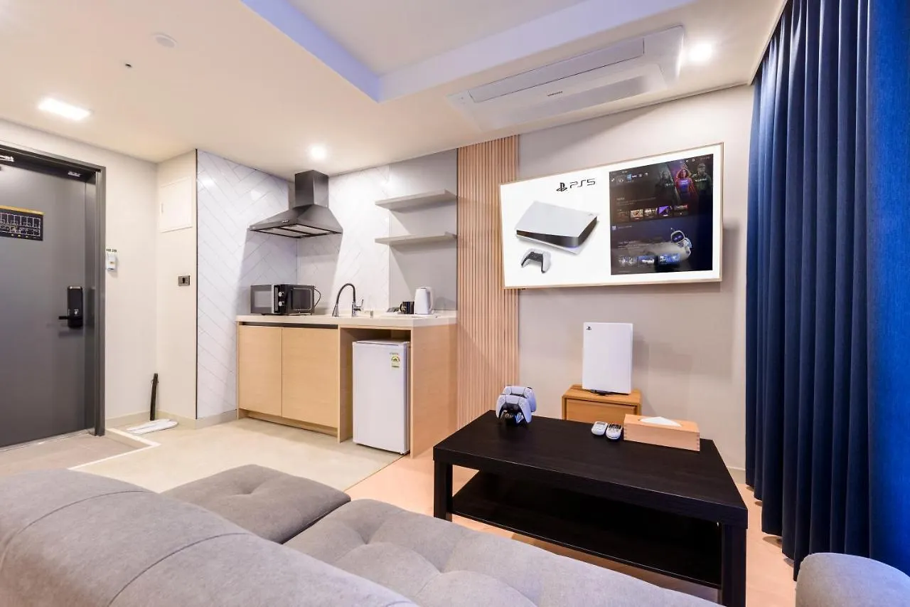 Ventimo Hotel & Residence 済州市 4*,