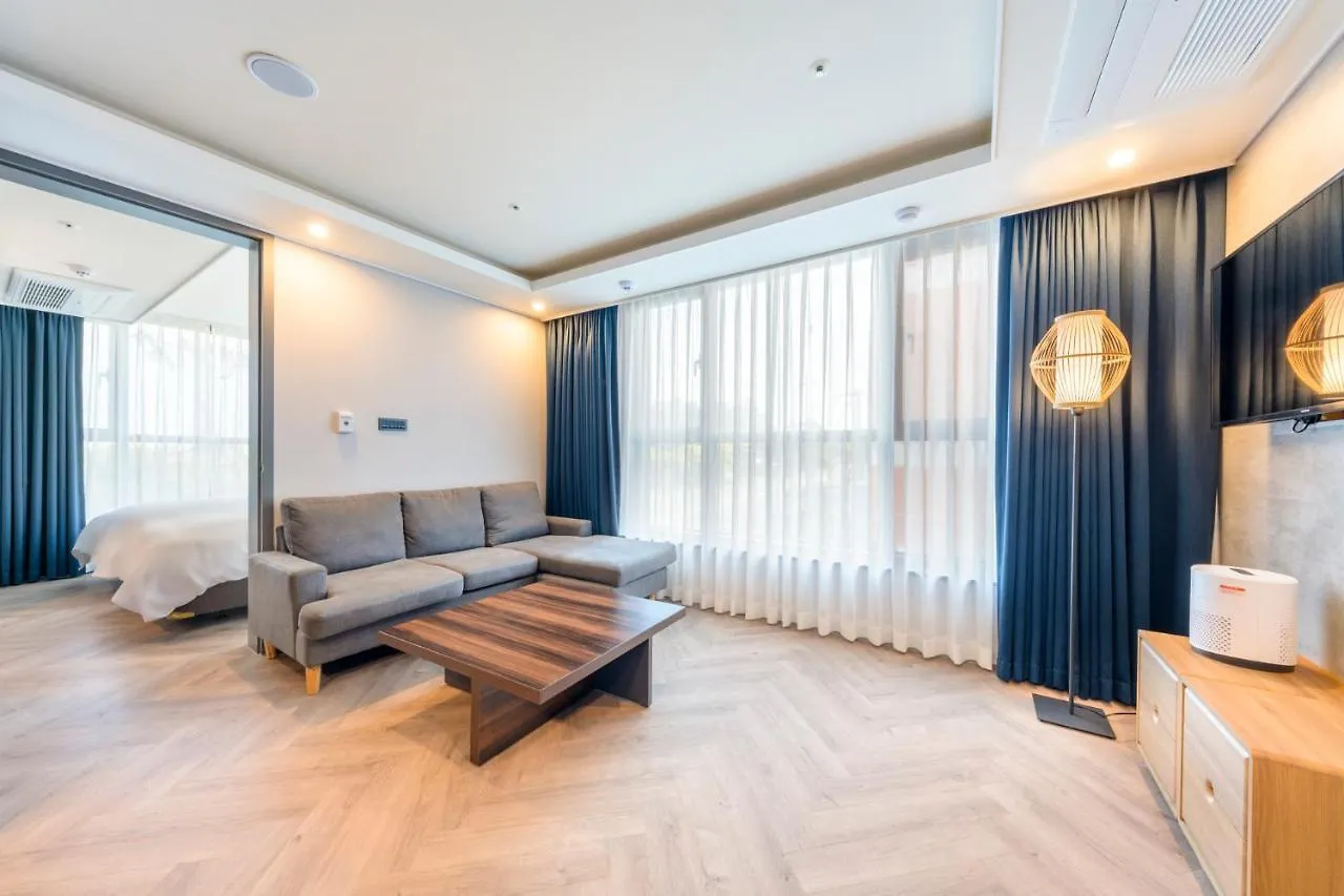 Ventimo Hotel & Residence ג'גו